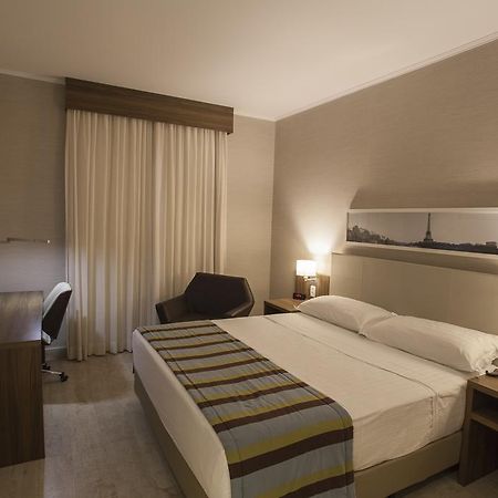 Hotel Agisol Marília Exteriör bild