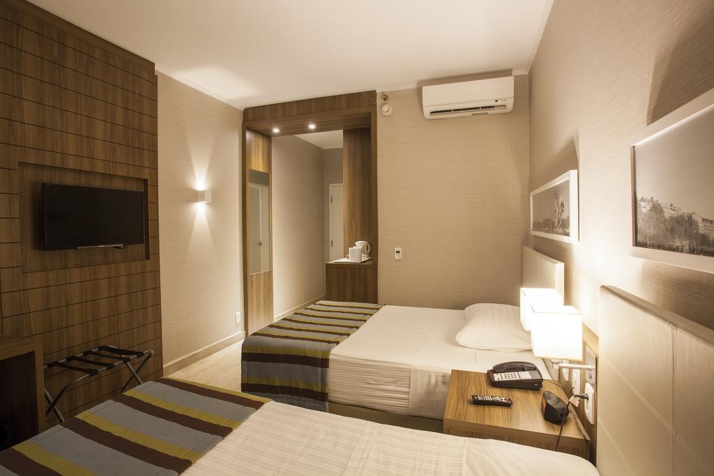 Hotel Agisol Marília Exteriör bild