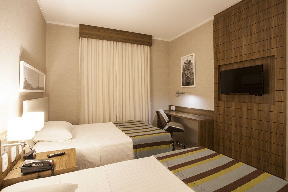 Hotel Agisol Marília Exteriör bild